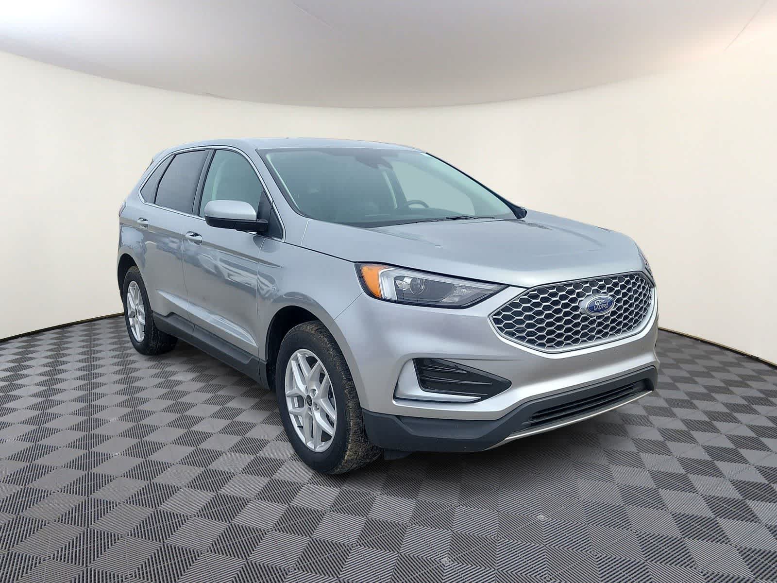 Thumbnail: 2024 Ford Edge - 4