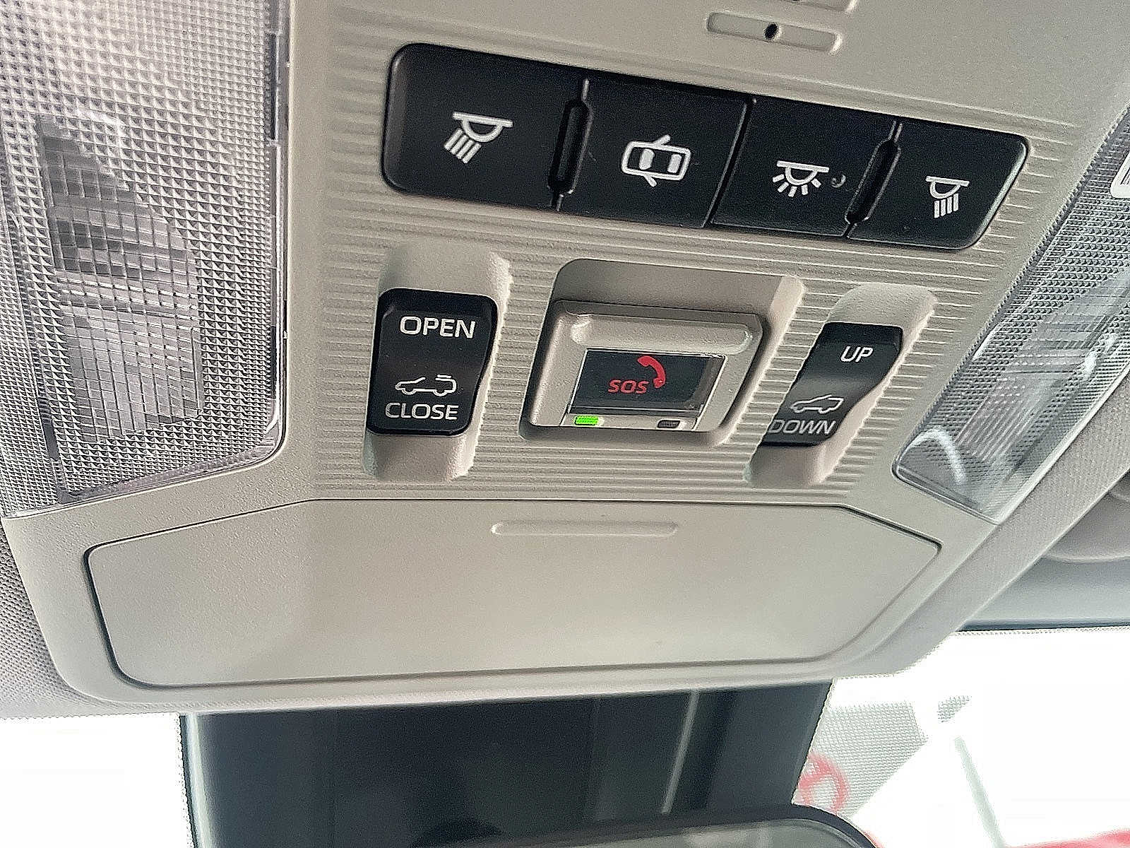 Thumbnail: 2020 Toyota RAV4 - 25