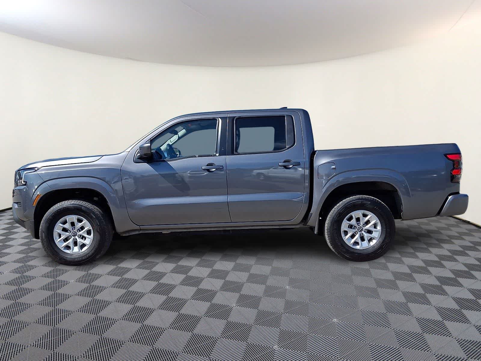 Thumbnail: 2024 Nissan Frontier - 8