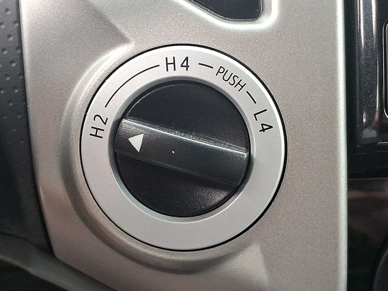Thumbnail: 2013 Toyota Tacoma - 24