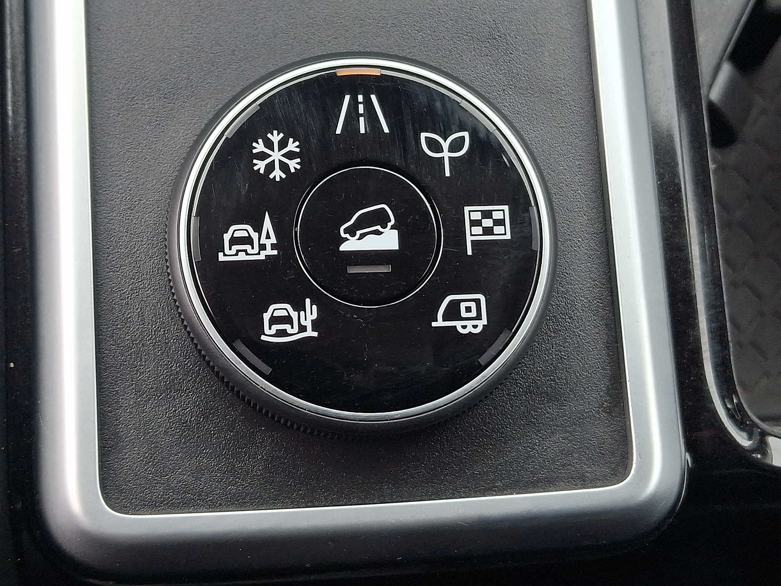 Thumbnail: 2022 Nissan Pathfinder - 25