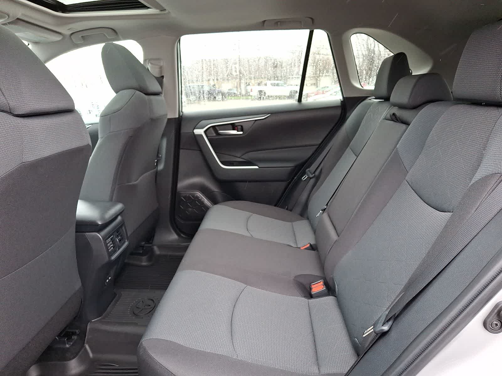 Thumbnail: 2025 Toyota RAV4 - 12