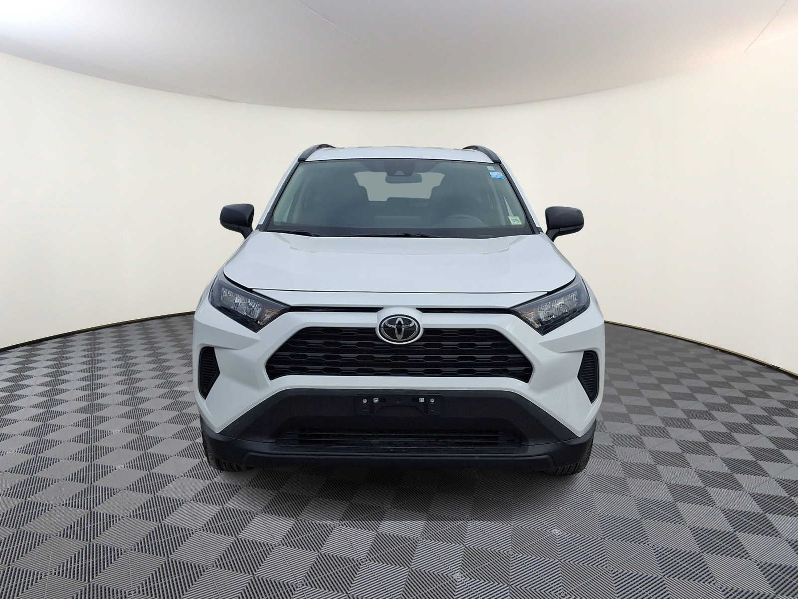 Thumbnail: 2021 Toyota RAV4 - 3