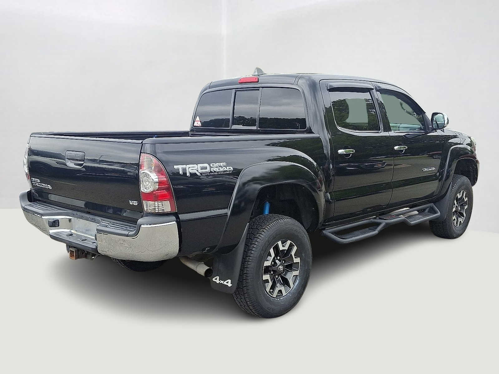 Thumbnail: 2013 Toyota Tacoma - 6