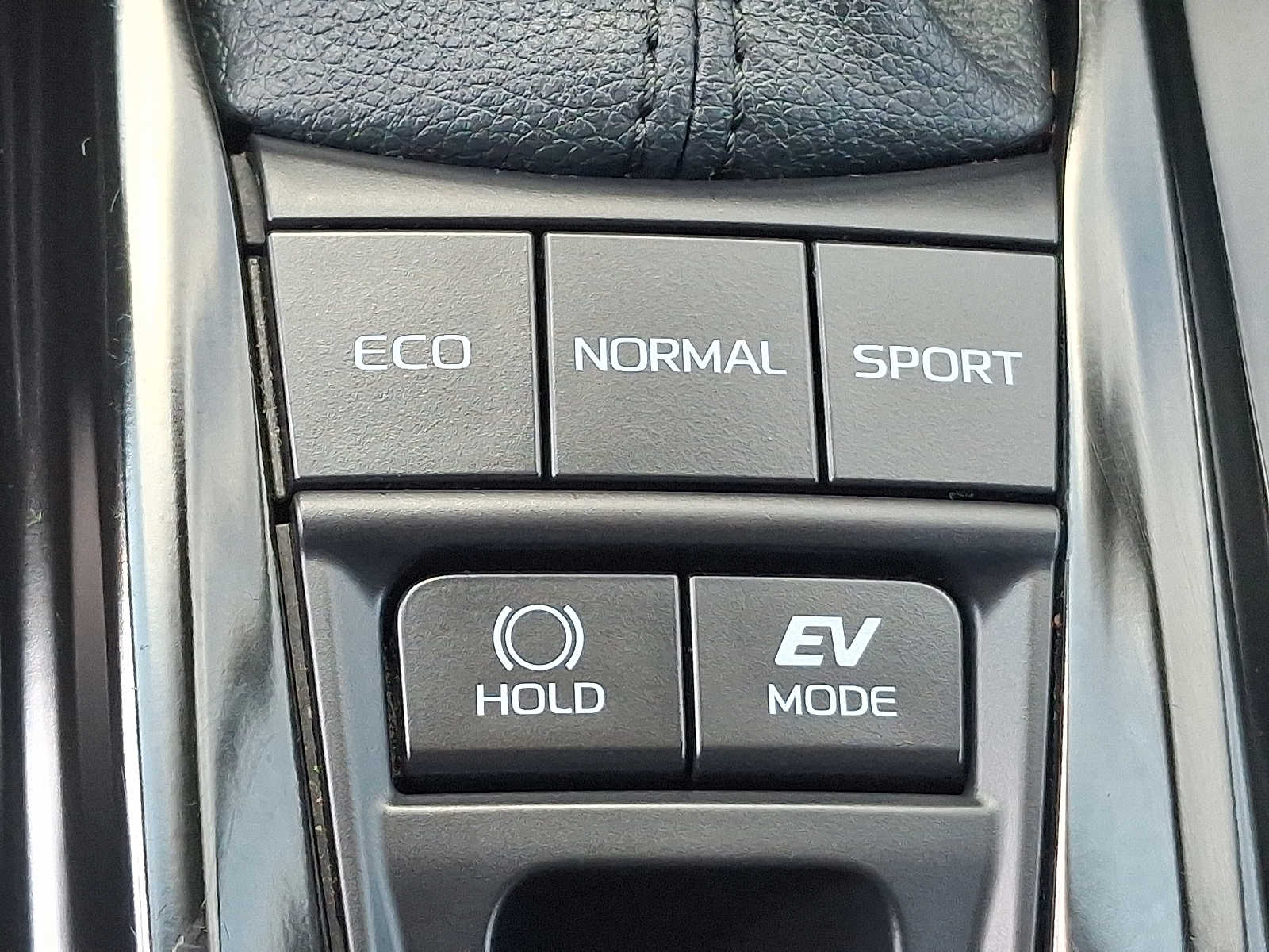 Thumbnail: 2025 Toyota Camry - 22