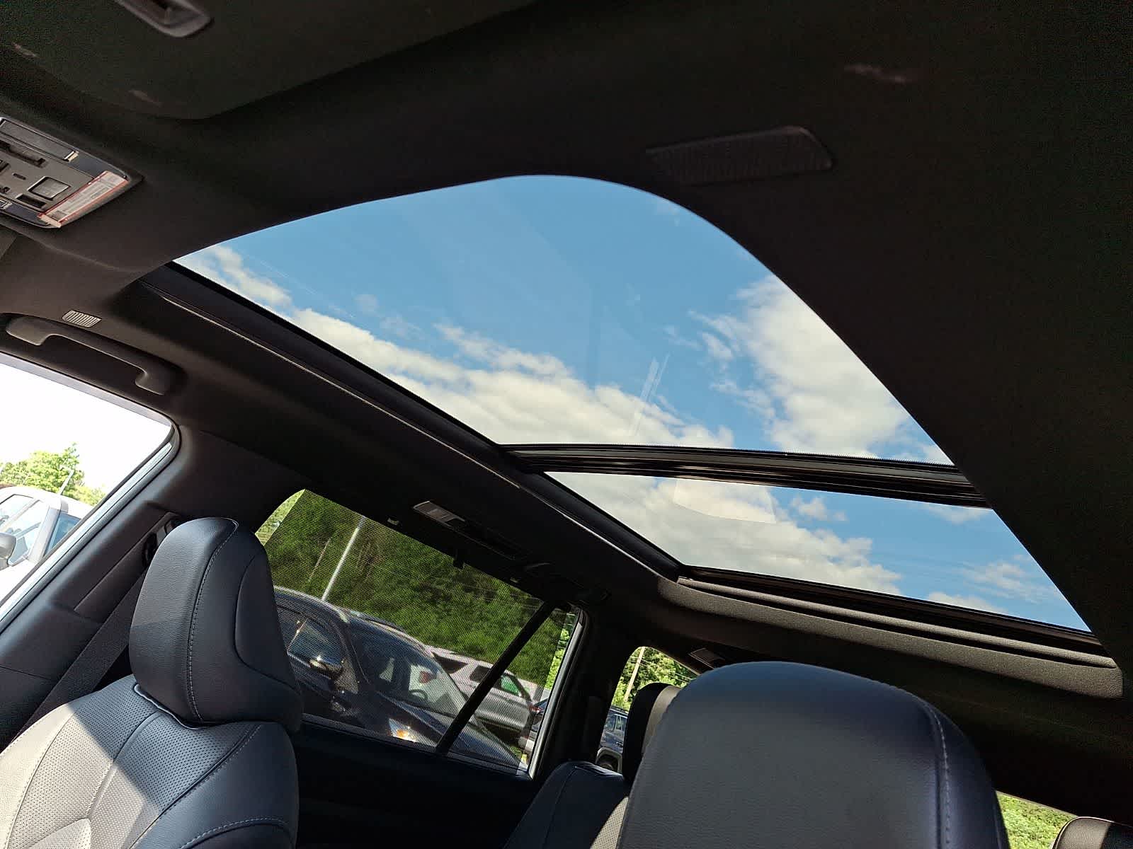 Thumbnail: 2025 Toyota Grand Highlander - 19
