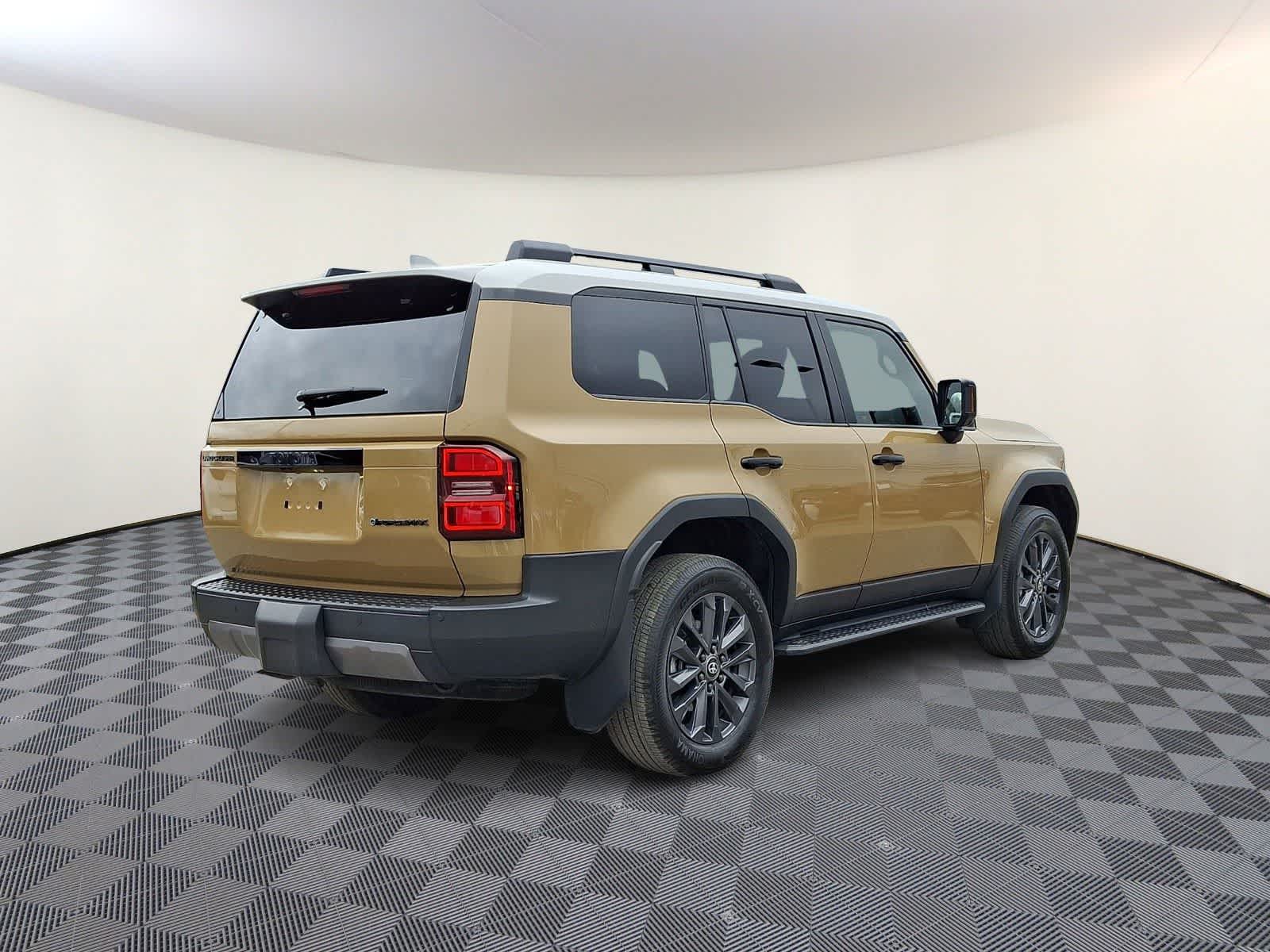 Thumbnail: 2026 Toyota Land Cruiser - 6