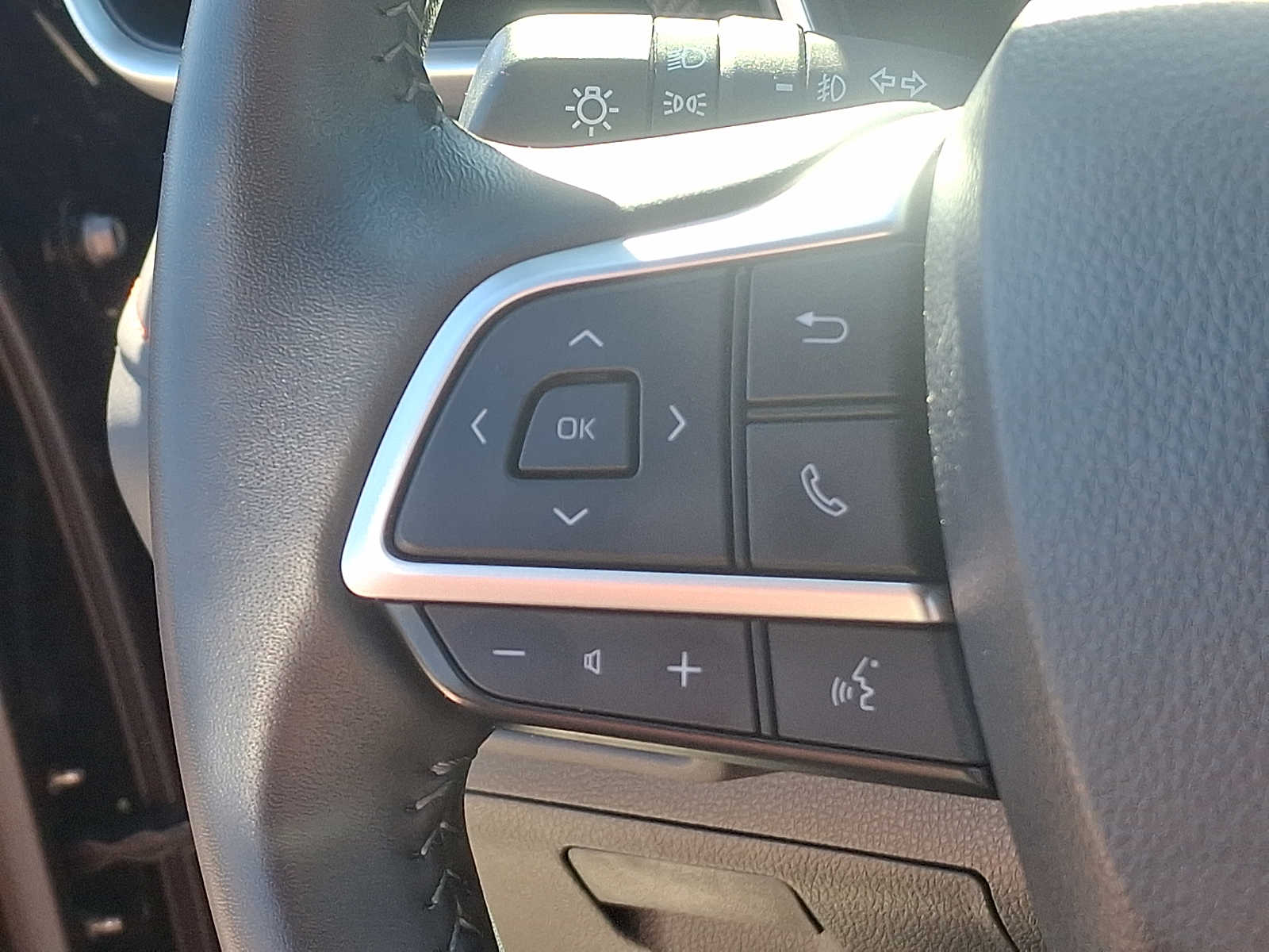 Thumbnail: 2024 Toyota Highlander - 26