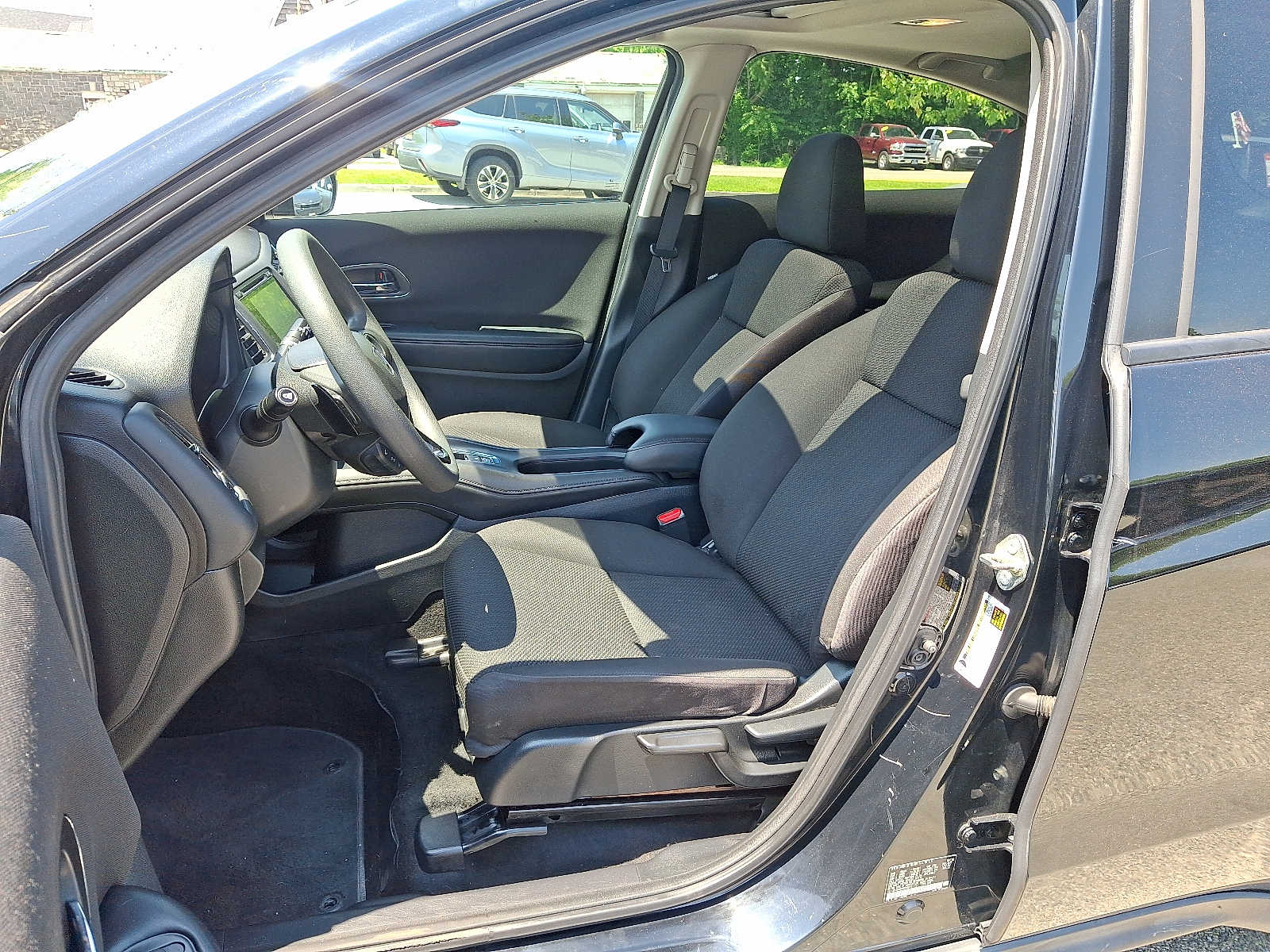 Thumbnail: 2017 Honda HR-V - 14