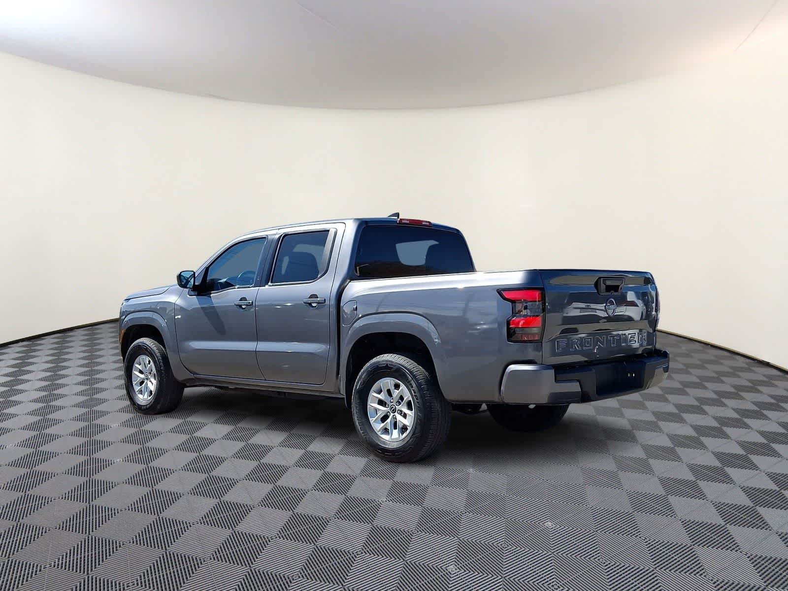 Thumbnail: 2024 Nissan Frontier - 7