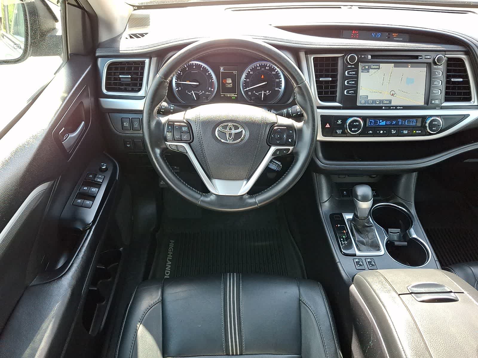 Thumbnail: 2017 Toyota Highlander - 16