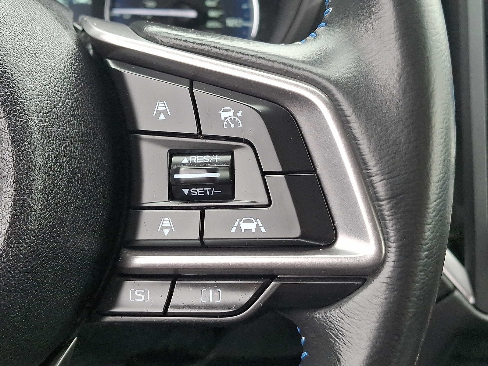 Thumbnail: 2023 Subaru Crosstrek - 18