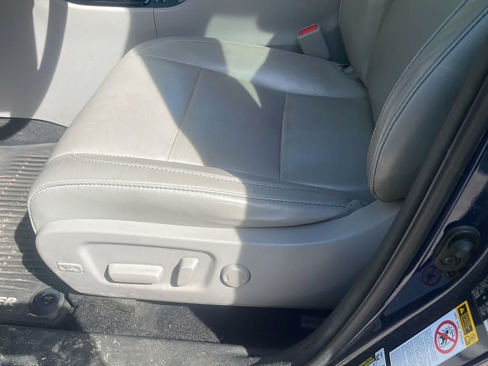 Thumbnail: 2016 Toyota Highlander - 12