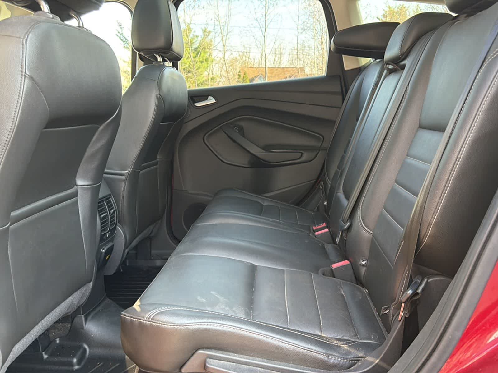 Thumbnail: 2015 Ford Escape - 16