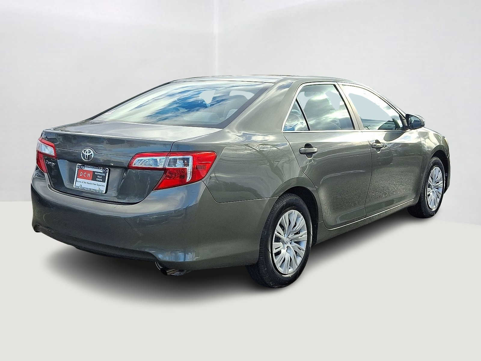 Thumbnail: 2013 Toyota Camry - 6