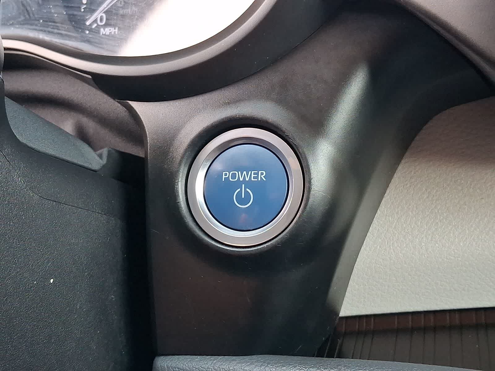 Thumbnail: 2021 Toyota Sienna - 28