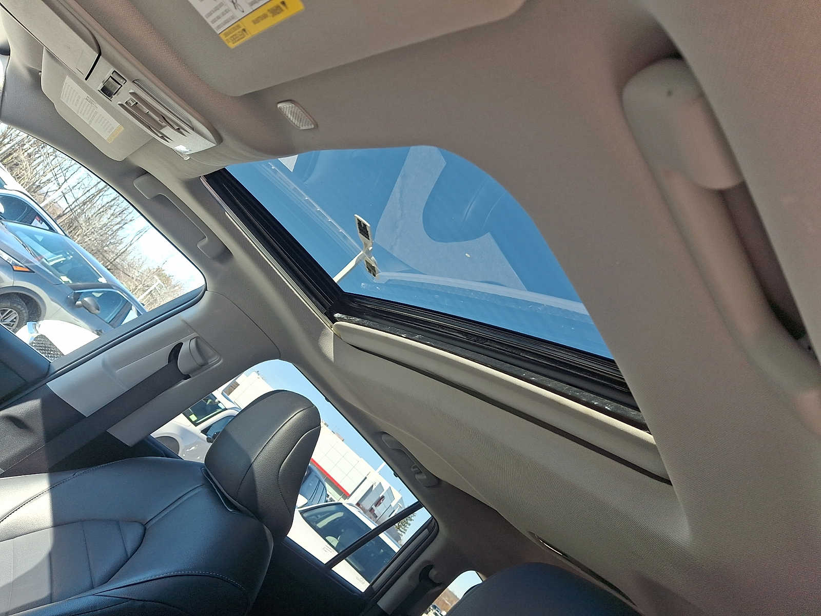 Thumbnail: 2024 Toyota Highlander - 19