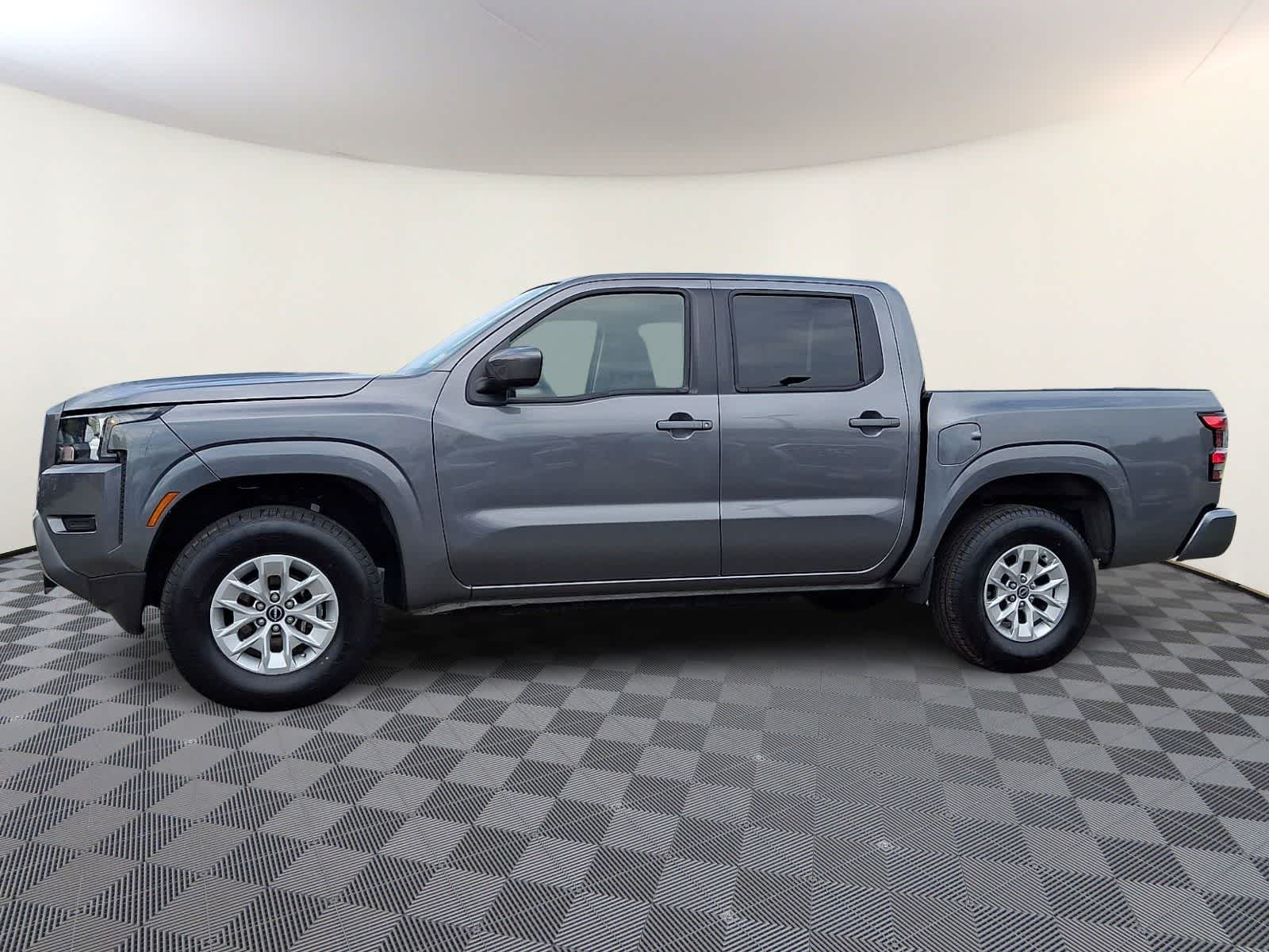 Thumbnail: 2024 Nissan Frontier - 8