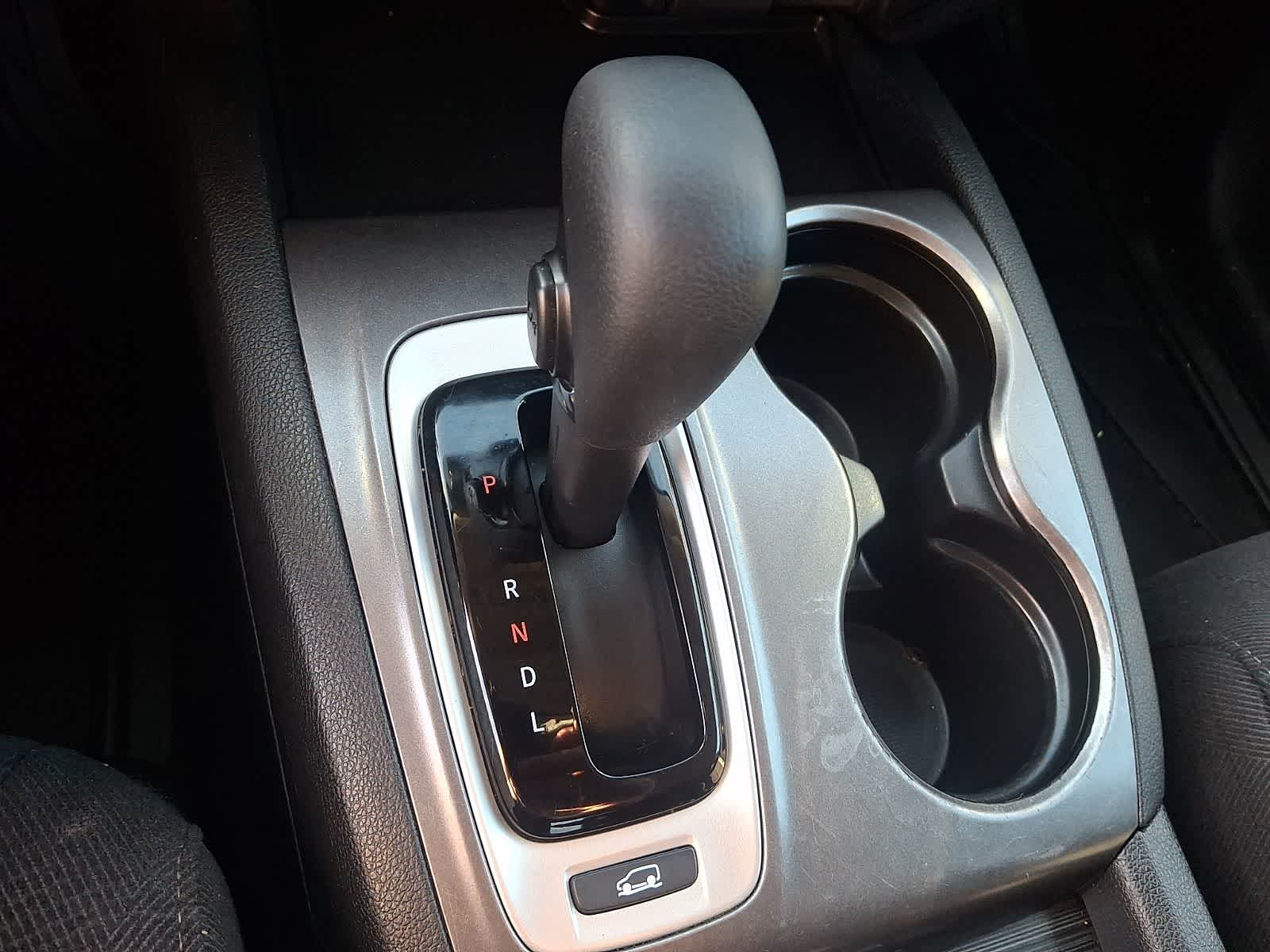 Thumbnail: 2018 Honda Pilot - 15