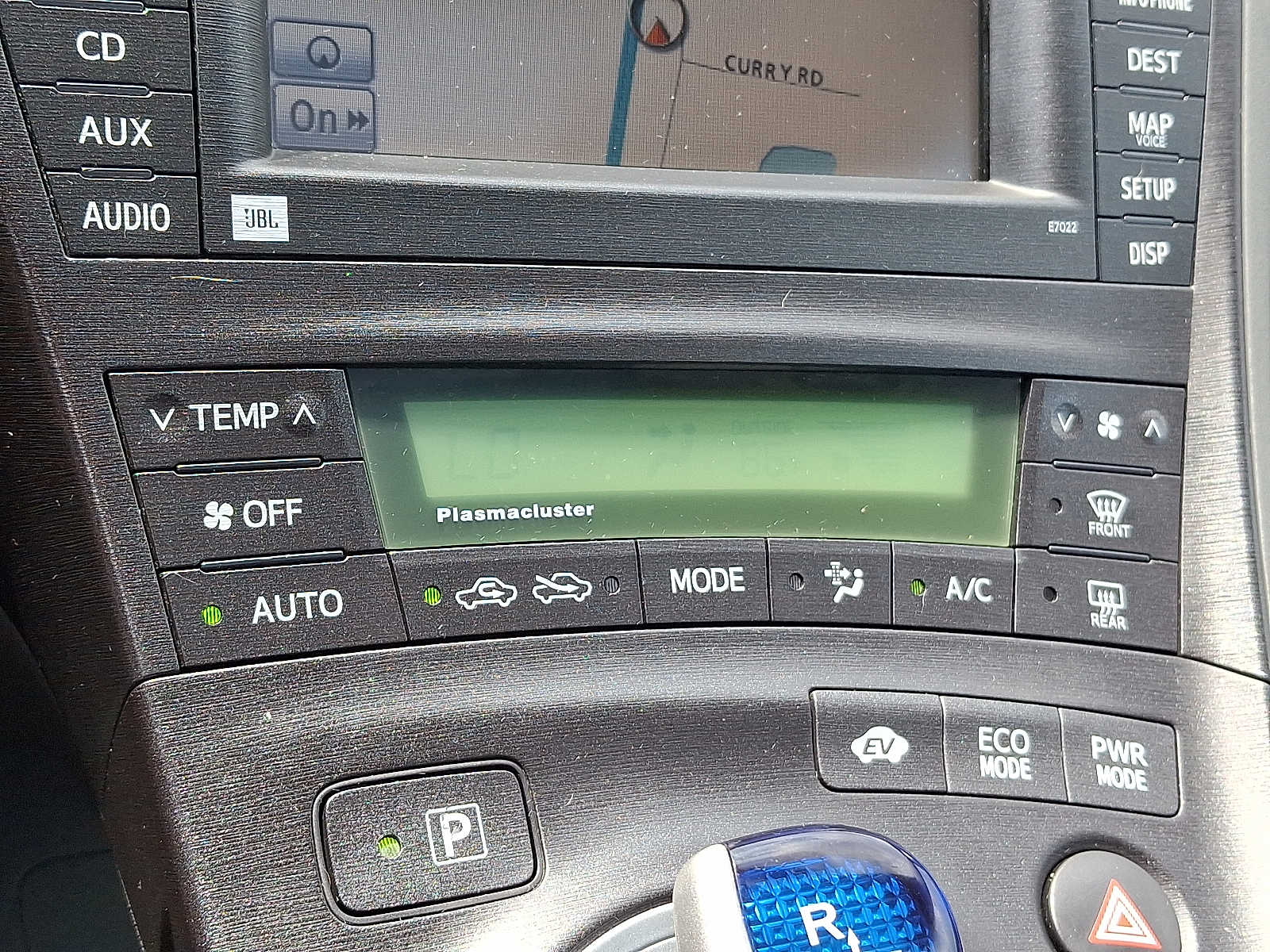 Thumbnail: 2011 Toyota Prius - 18