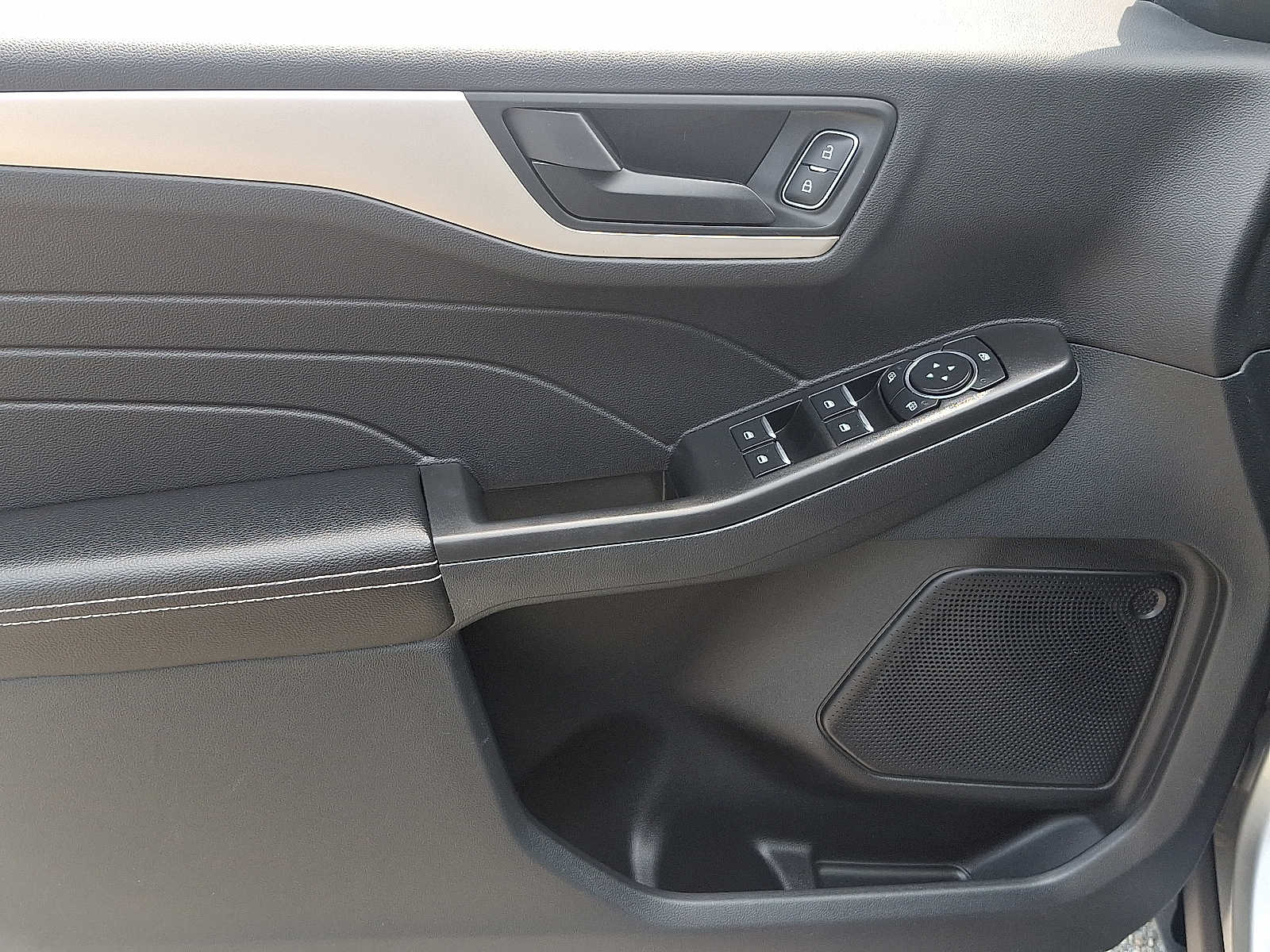 2022 Ford Escape SE 13