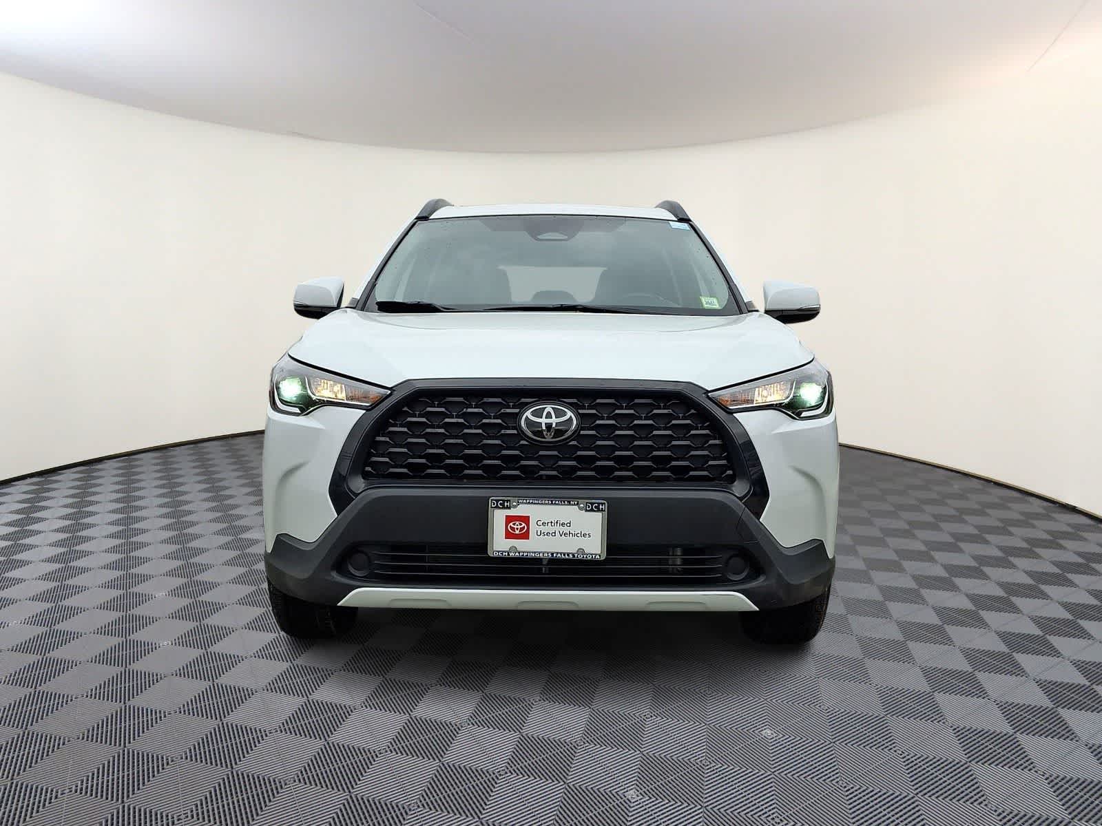 Thumbnail: 2023 Toyota Corolla Cross - 3