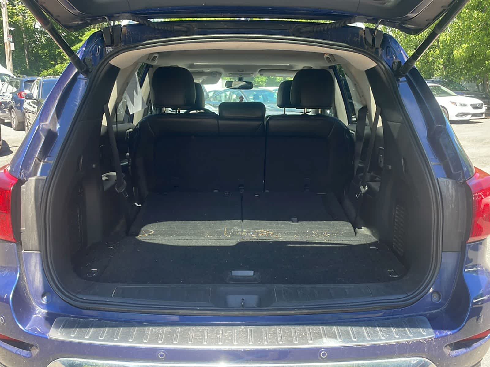 Thumbnail: 2017 Nissan Pathfinder - 7