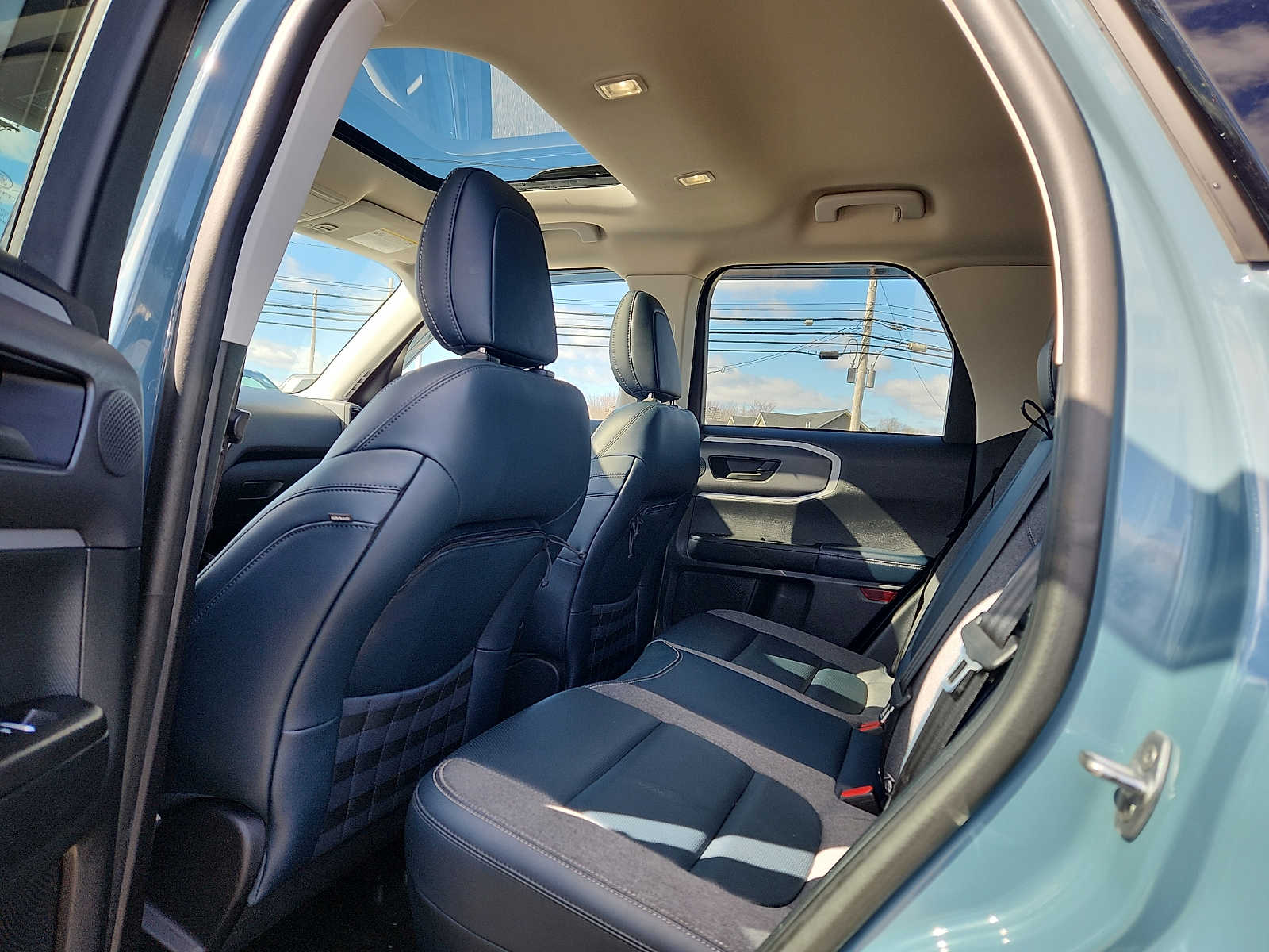 Thumbnail: 2021 Ford Bronco Sport - 11