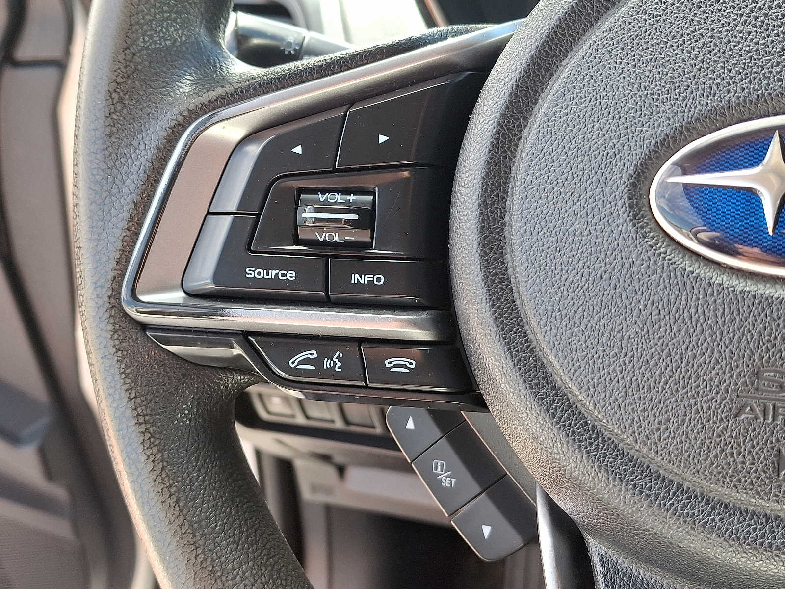 Thumbnail: 2019 Subaru Crosstrek - 17