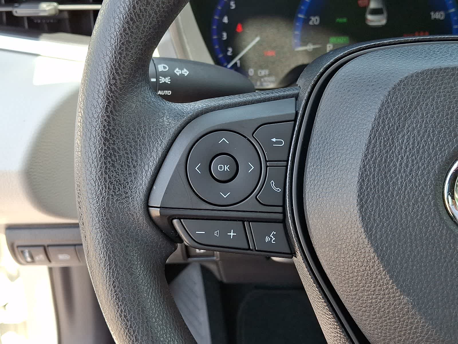 Thumbnail: 2021 Toyota Corolla - 23