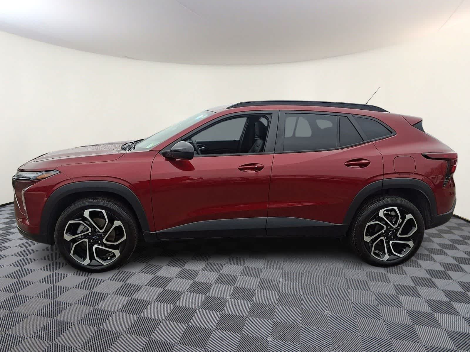 Thumbnail: 2024 Chevrolet Trax - 8