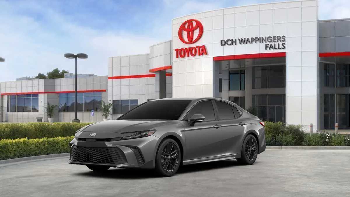 Thumbnail: 2026 Toyota Camry - 1