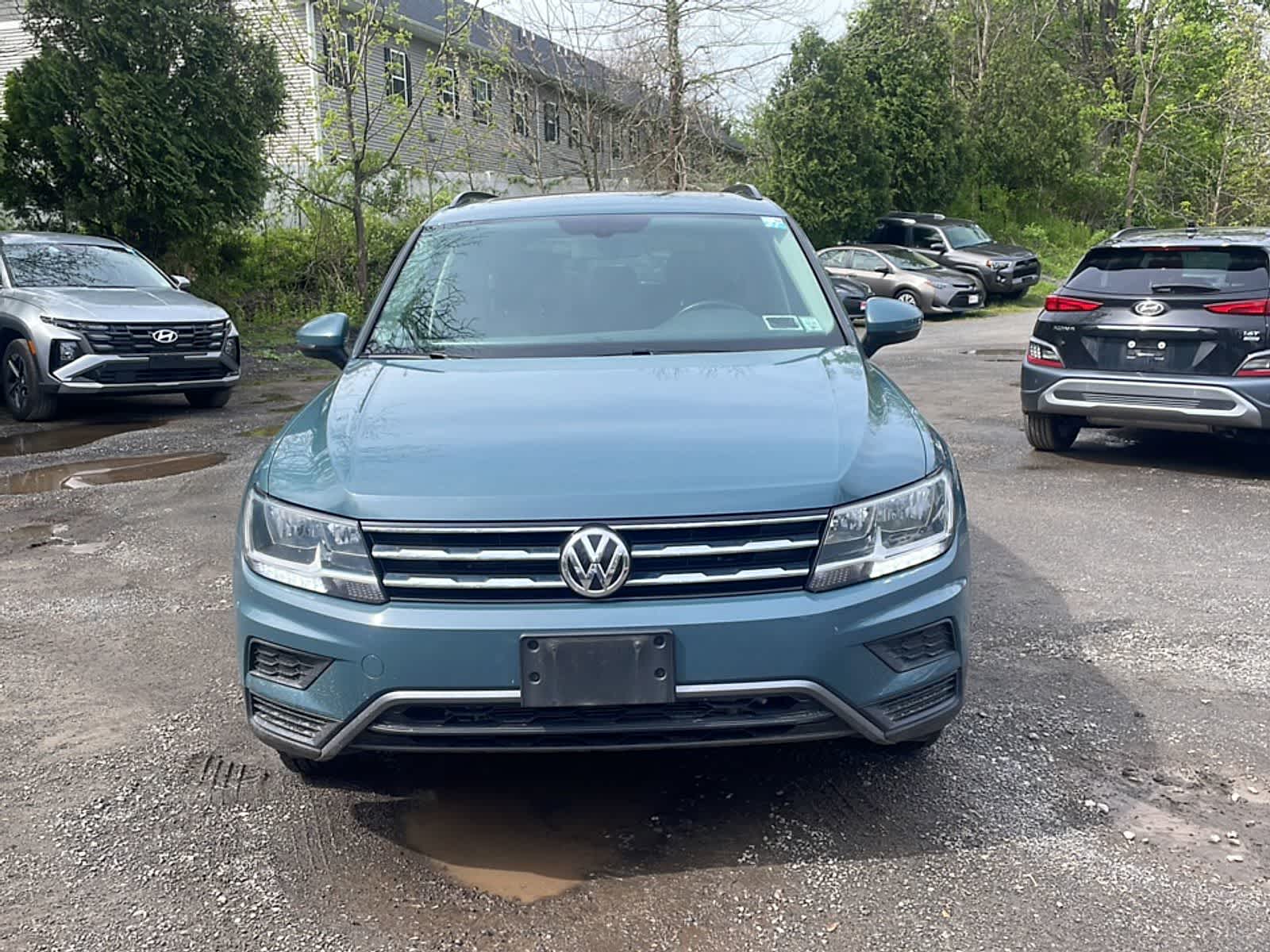 Thumbnail: 2020 Volkswagen Tiguan - 11