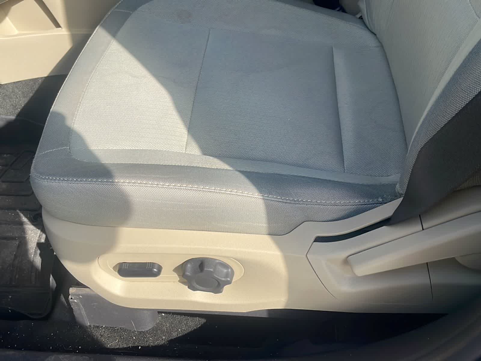 Thumbnail: 2015 Ford Flex - 16