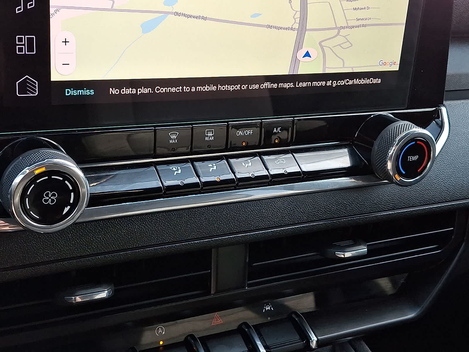 Thumbnail: 2024 Chevrolet Colorado - 15