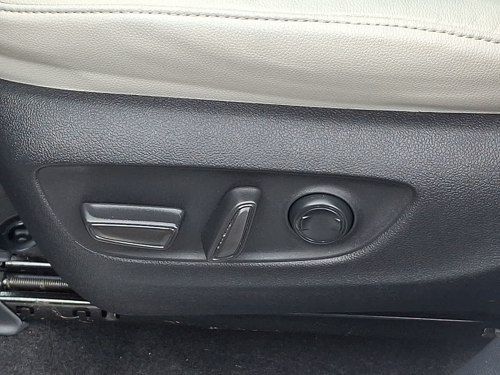 Thumbnail: 2024 Toyota Grand Highlander - 30