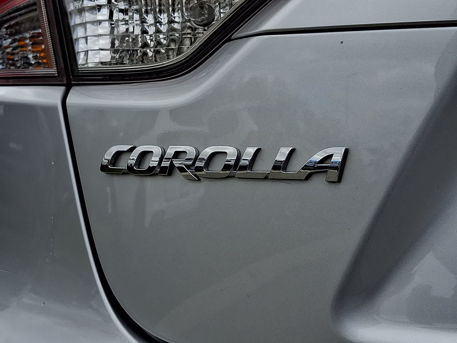 Thumbnail: 2023 Toyota Corolla - 32