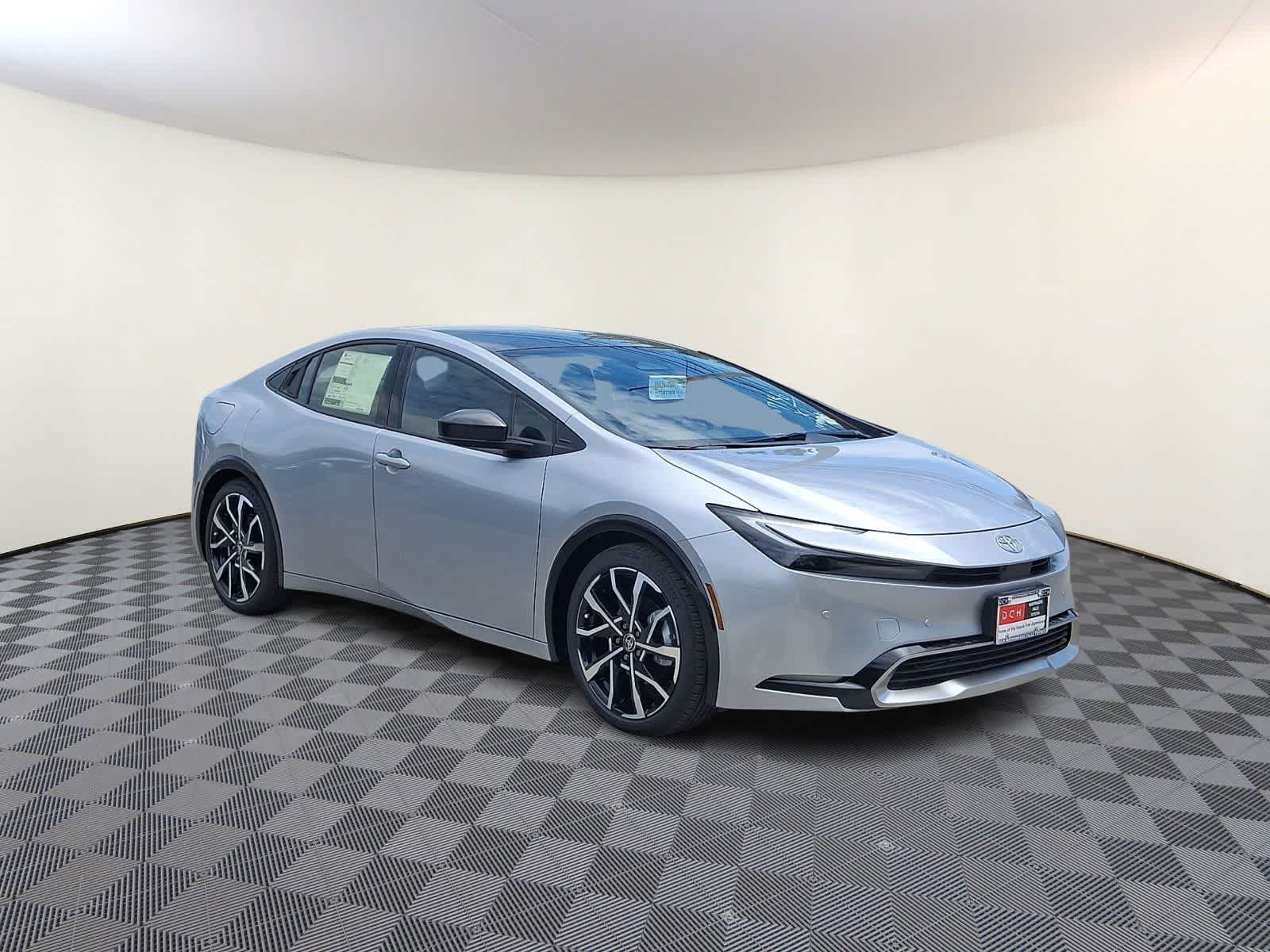 Thumbnail: 2026 Toyota Prius - 3