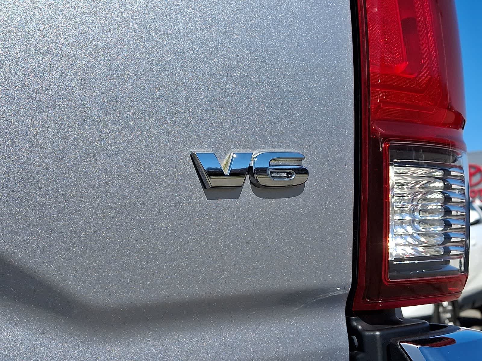 Thumbnail: 2018 Toyota Tacoma - 31