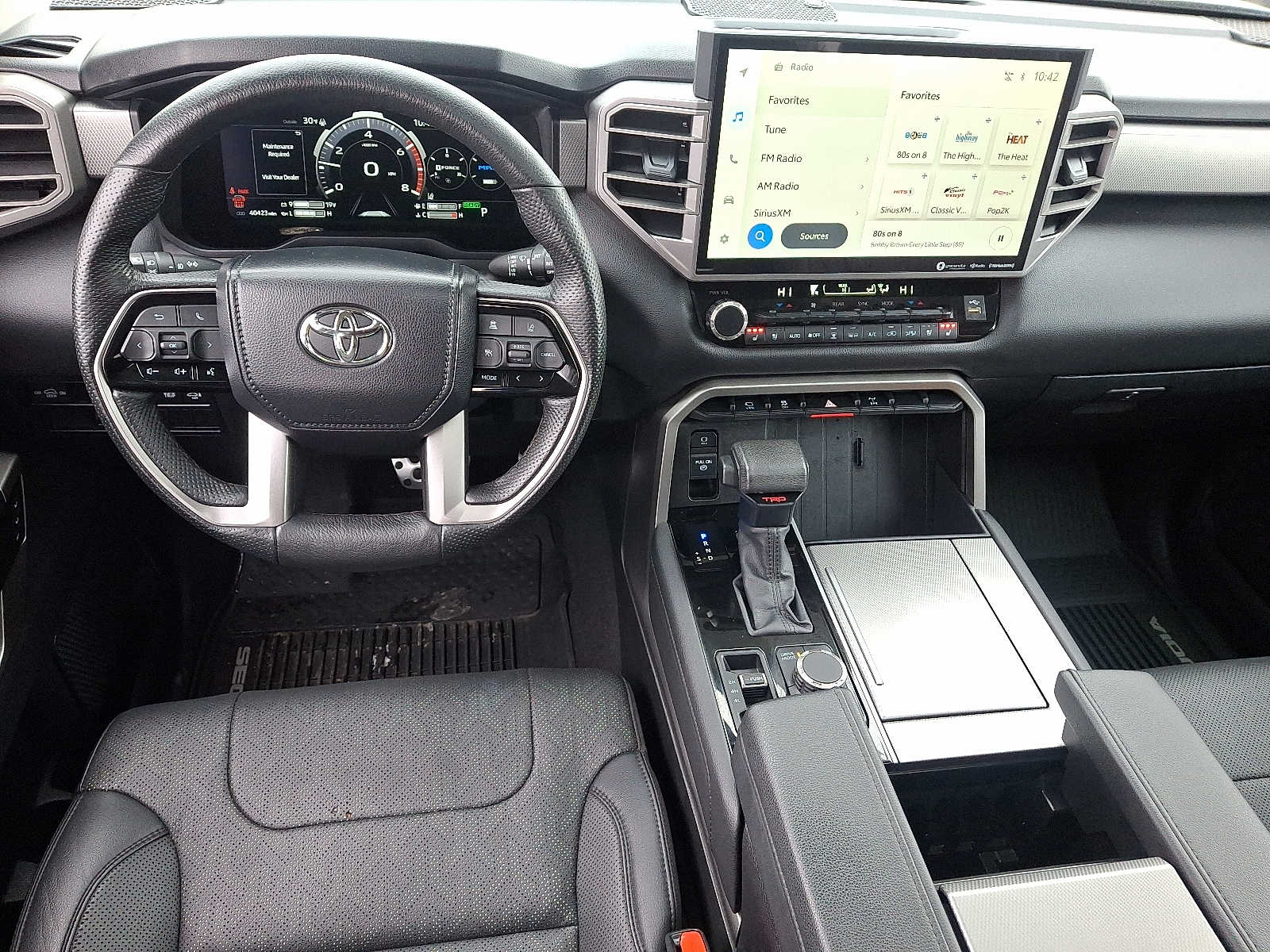 Thumbnail: 2023 Toyota Sequoia - 16