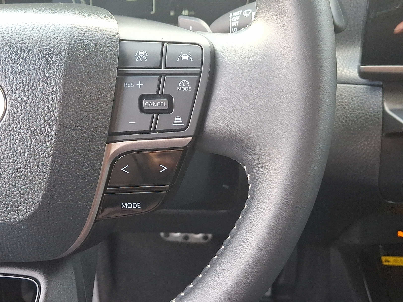 Thumbnail: 2025 Toyota Camry - 21