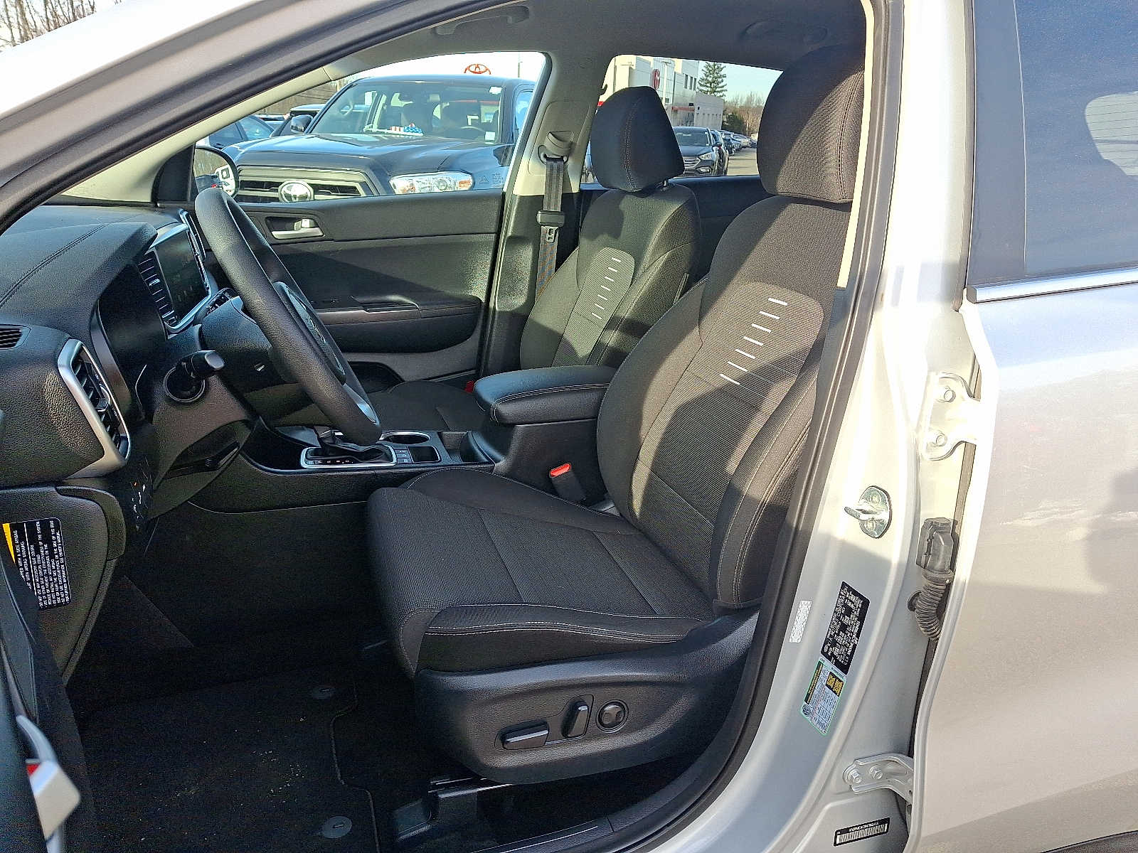 Thumbnail: 2022 Kia Sportage - 14