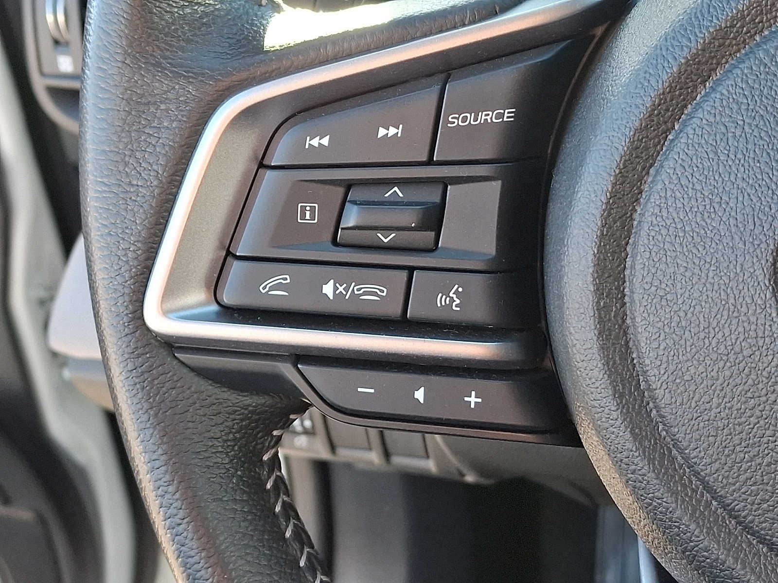 Thumbnail: 2023 Subaru Legacy - 23