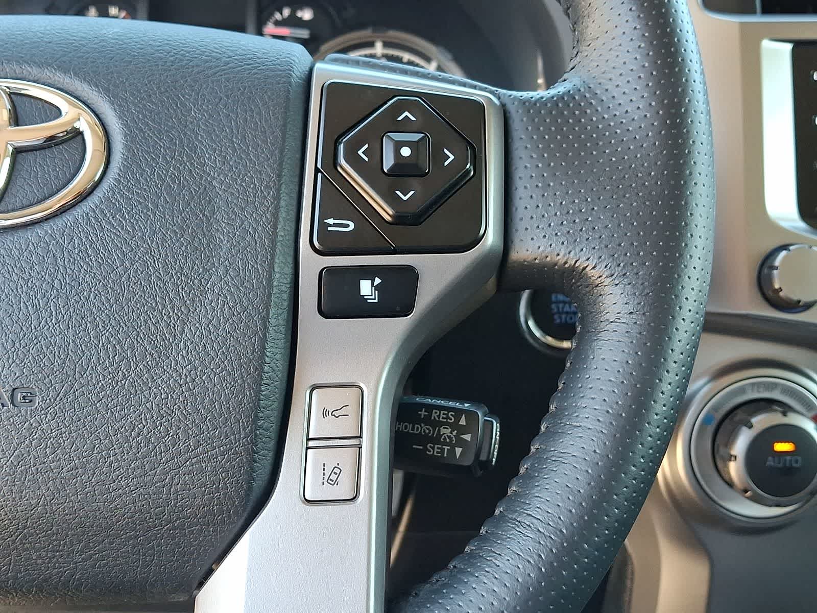 Thumbnail: 2023 Toyota 4Runner - 24