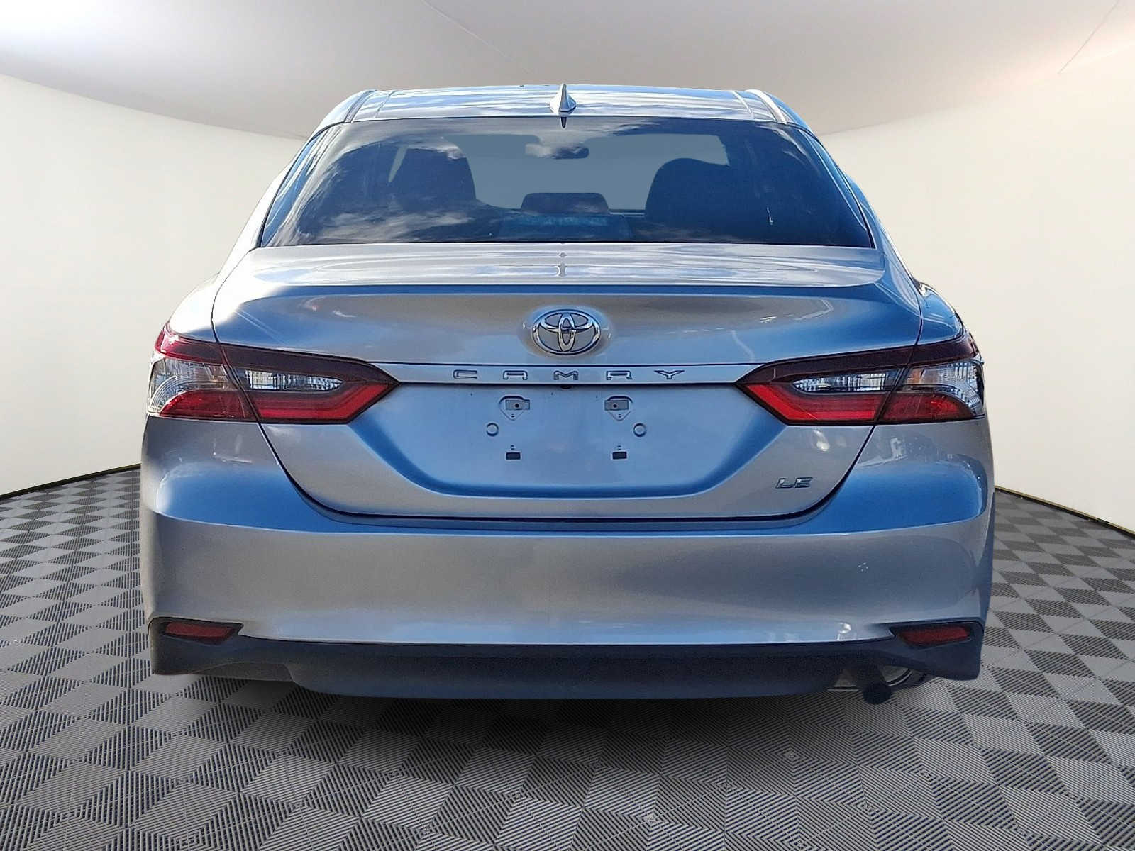 Thumbnail: 2023 Toyota Camry - 6