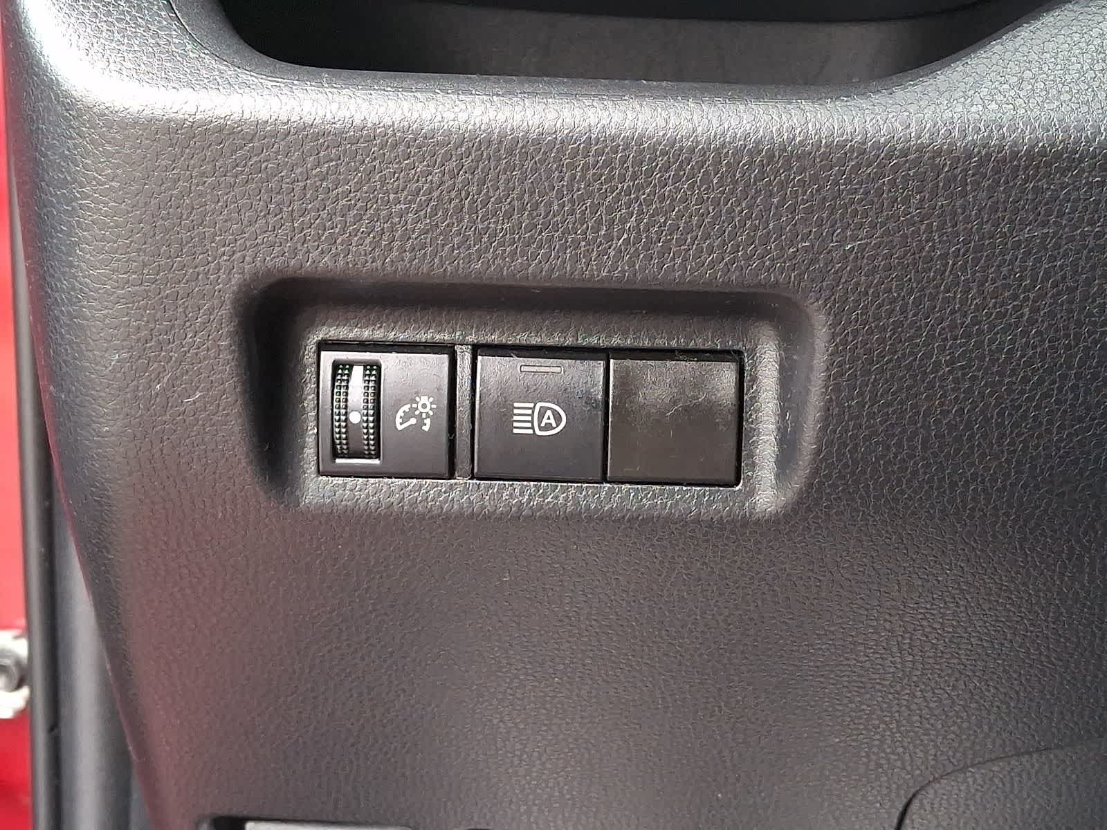 Thumbnail: 2022 Toyota RAV4 - 29