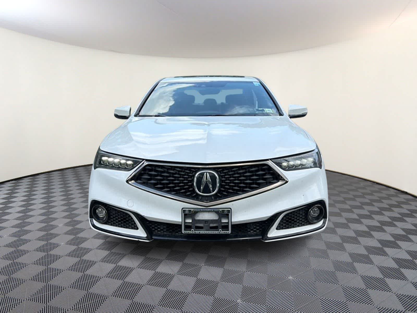 Thumbnail: 2019 Acura TLX - 3