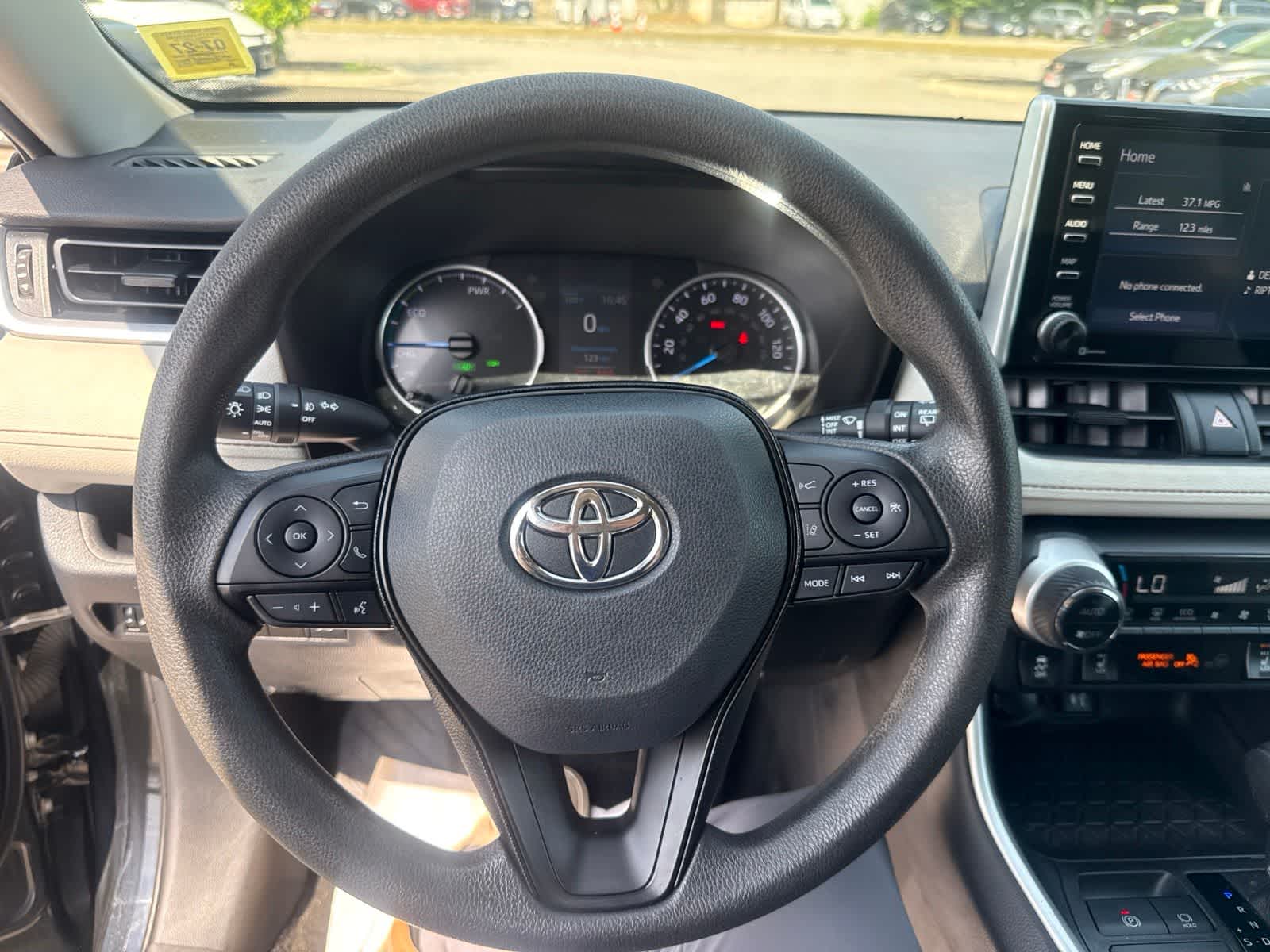 Thumbnail: 2019 Toyota RAV4 - 15