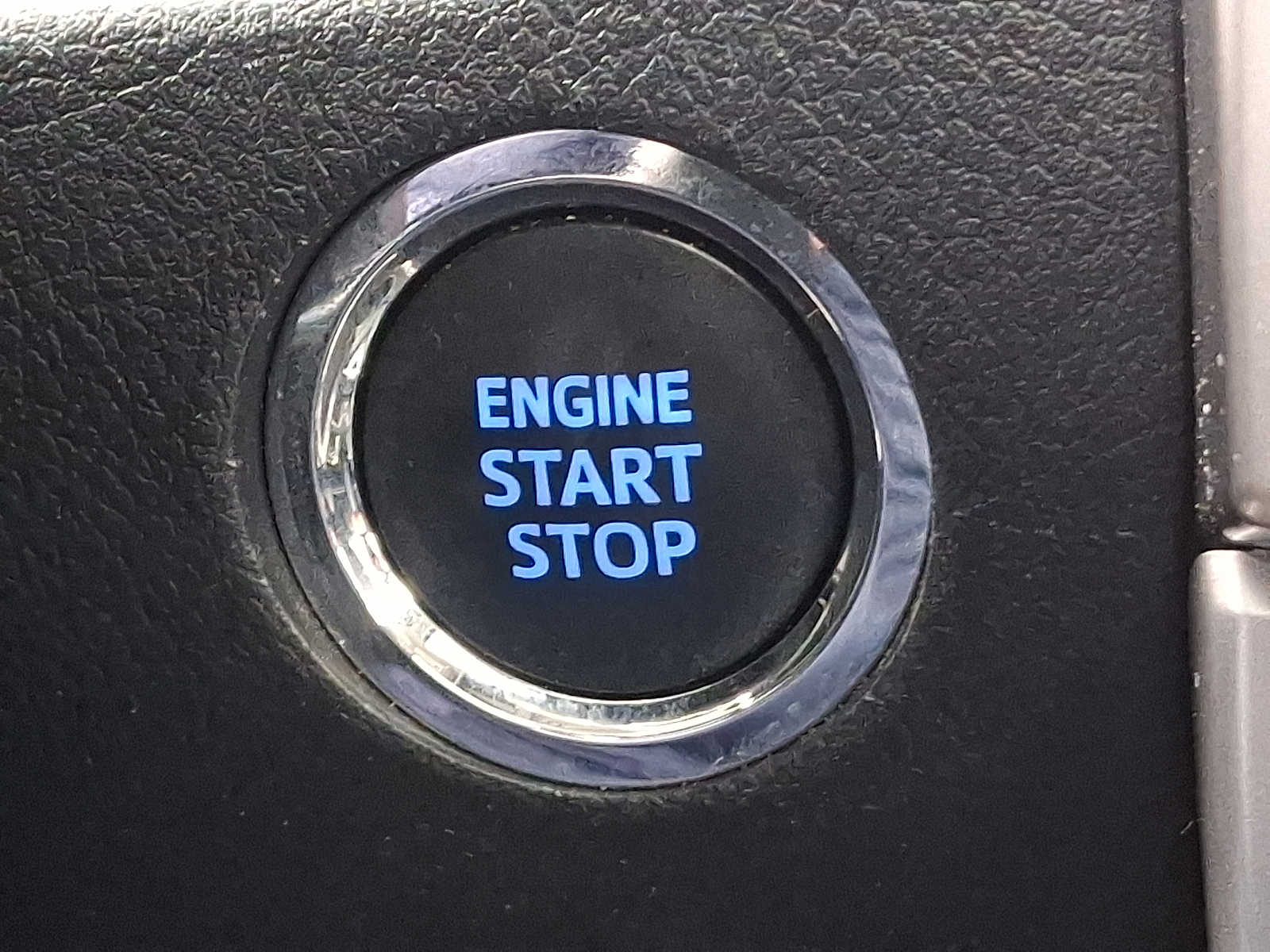 Thumbnail: 2022 Toyota 4Runner - 28