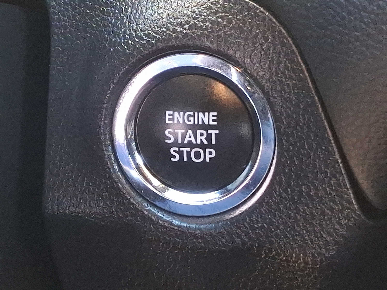 Thumbnail: 2025 Toyota RAV4 - 21